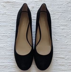 Ann Taylor Olive Suede Pumps Size 9